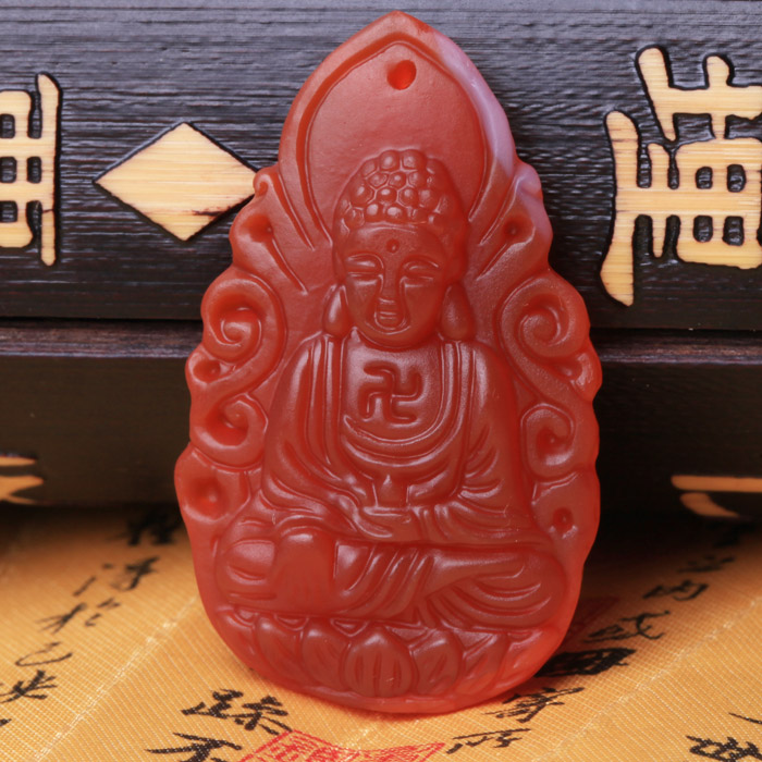 属猪车挂本命佛阿弥陀佛 属猪平安车挂 属猪车上挂什么保平安辟邪 属