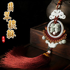 天然翡翠双貔貅车挂★手工雕皮休车内装饰品